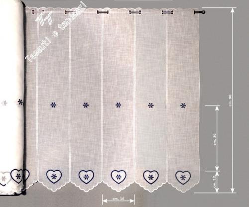 Tendina alla tirolese ricamo cuore blu h90
